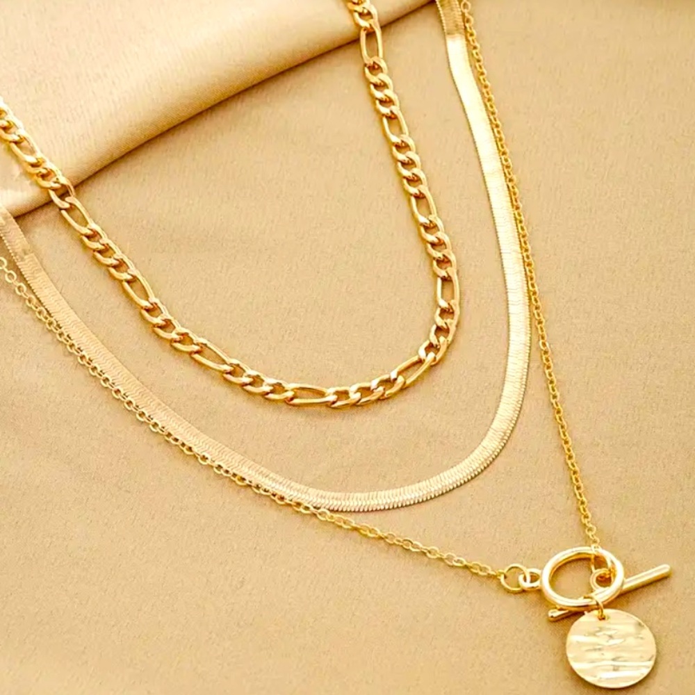 NIB 3-Piece Women's Layered Necklace Set, Snake Bone Chain with Coin Pendant‎ - Picture 2 of 7